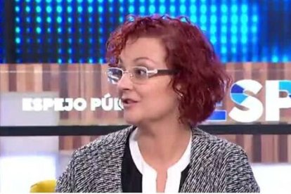 María Sevilla, cuando era portavoz de Infancia Libre, acudía mucho a los medios de comunicación... luego se fugó con sus hijo, 11 meses aislados