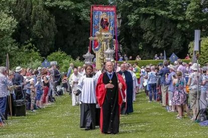 Peregrinos anglicanos en Walsingham, santuario medieval al que van también católicos