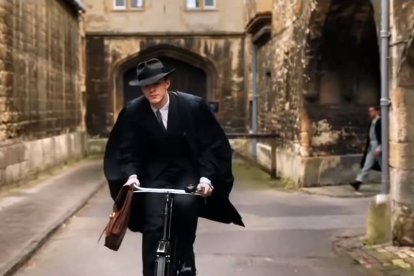 La película "Tolkien" (2019), de Dome Karukoski, nos muestra los años de formación del escritor (interpretado por Nicholas Hoult), buena parte de ellos en Birmingham.