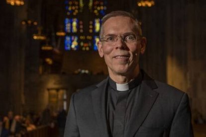 James Bors en la misa crismal de Baltimore de 2022 - foto de Kevin J. Parks del Catholic Review