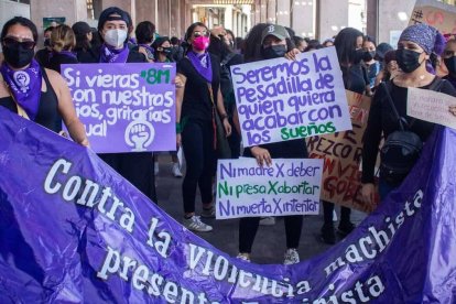 ¿Ha conseguido el feminismo cambiar la naturaleza de la mujer? Lo cierto es que dicha naturaleza se rebela en forma de depresión, ira y resentimiento. Foto: VO Noticias / Unsplash.