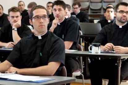 El pasado 2021, 6.500 donantes contribuyeron con CARF con cerca de 10 millones de euros para la formación sacerdotal.