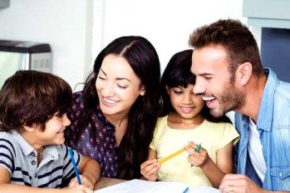 La ciencia social ha demostrado que crecer con ambos padres e ir a la iglesia regularmente ayuda al éxito estudiantil