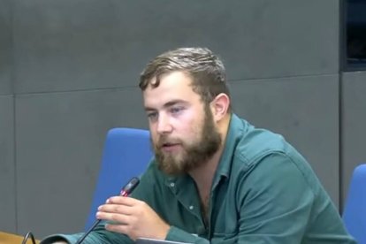 Josué Cárdenas, durante una de sus intervenciones en las ruedas de prensa del Congreso de los Diputados.