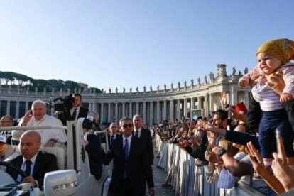 En su sexta catequesis sobre el discernimiento, el Papa Francisco alentó a conocer la propia vida, con sus luces y sombras, para entender mejor qué es lo que quiere decir Dios a cada uno.