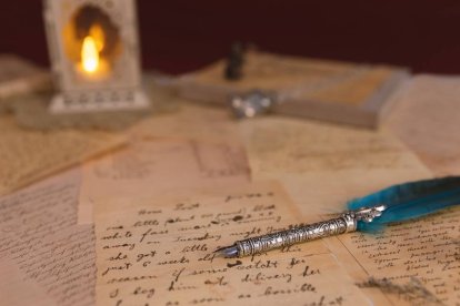 El clima espiritual único que creaba entre dos personas el género epistolar se ha perdido con su desaparición. Es una parte de nosotros mismos que no se conservará, incluso no existirá. Foto: Mrika Selimi / Unsplash.