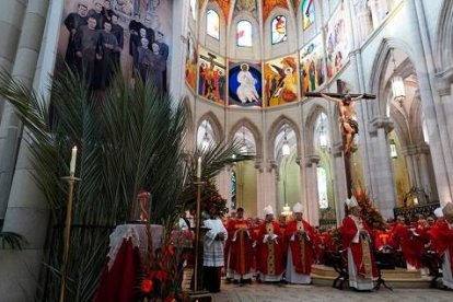 Ceremonia de beatificación de 12 mártires redentoristas en la catedral de la Almudena de Madrid