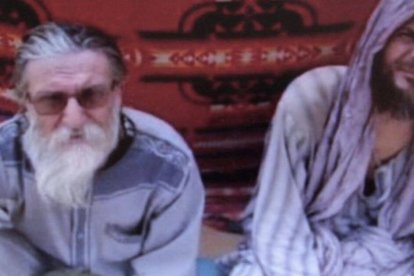 El 17 de septiembre de 2018, el misionero italiano Pier Luigi Maccalli se encontraba en su misión de Níger cuando se topó con un grupo de yihadistas que le apuntaban con el fusil: a partir de ahí viviría dos años encadenado en poder de los terroristas.