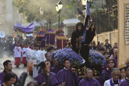 Procesión del Bom Jesus en Semana Santa en Macao, China... una fe internacional