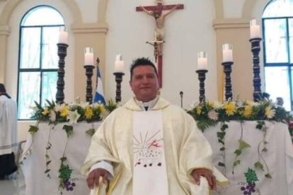 La noche de este lunes santo falleció el sacerdote nicaraguense Bayardo Zeledón Díaz, formador en el seminario de la diócesis y vicario de la parroquia Nuestra Señora de Fátima en la localidad de Rancho Grande.