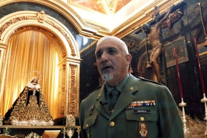 El cabo 1º Legionario José María Martín Urbaneja, un gran devoto del Cristo de Mena.