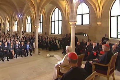 Benedicto XVI, en el Colegio de los Bernardinos de París: uno de los grandes discursos de su pontificado.
