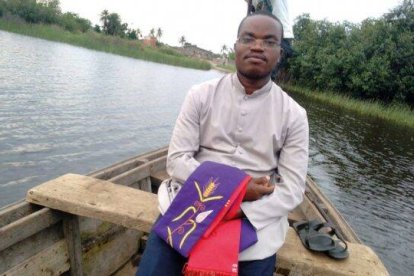 Con 6 años y criado en la cultura vudú de Benín, Raoul Sohouénou no sabía lo que era la señal de la cruz o el catecismo: el bautismo de su abuelo fue su puerta hacia la fe.