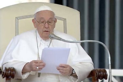 El Papa celebró este miércoles la primera Audiencia General en el Vaticano tras regresar de Hungría: "Las sólidas raíces cristiana del pueblo húngaro han sido puestas a prueba".