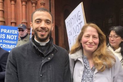 El padre Gough e Isabel Vaughan-Spruce ganan en los tribunales de Birmingham - foto de Simon Caldwell en el Catholic Herald
