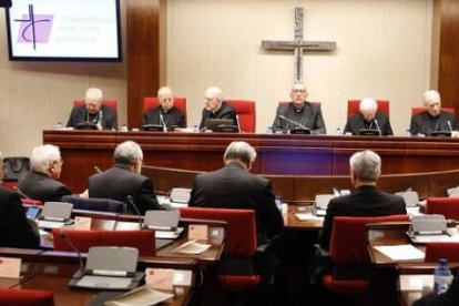 Los obispos españoles reunidos en una Plenaria de la Conferencia Episcopal