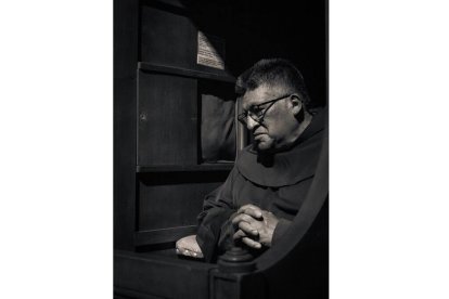 El sacramento de la confesión es uno de los lugares y momentos en los que puede hacerse verdaderamente el bien a los demás llevando las almas a Dios. Foto: Gabriel Manjarres / Cathopic.