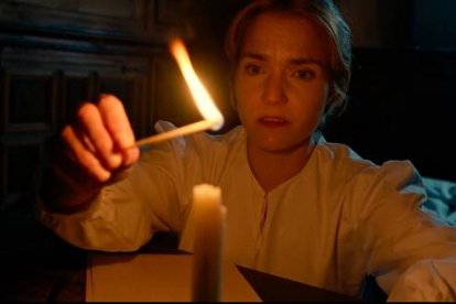 La joven Vicenta María -la actriz Cristina González- busca que la luz de Dios guíe sus decisiones y vocación