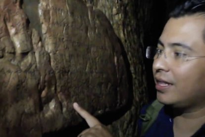 En el 1880 se descubrió una inscripción (llamada "inscripción de Siloé"), en la que se celebraba el encuentro de los dos grupos de obreros que habían excavado el túnel de Ezequías.