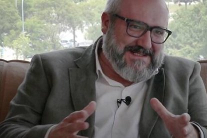 Diego Blanco defiende las enseñanzas de los cuentos clásicos y no las deconstrucciones que los vacían