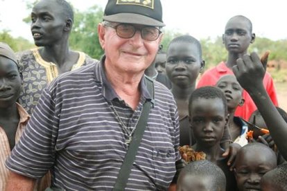 José Javier Parladé, misionero comboniano en Sudán durante más de 40 años, se encuentra a salvo en España después de que su residencia fuese bombardeada.