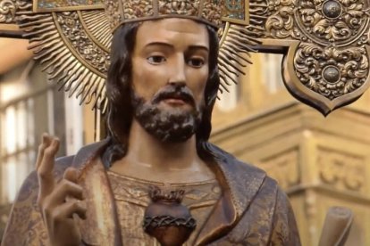 El 14 de mayo de 1733, en Valladolid, el beato Bernardo Francisco de Hoyos recibió del Corazón de Jesús la Gran Promesa: "reinar en España y con más veneración que en otras partes".