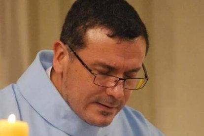 El sacerdote y exorcista Fabián Barrera atestigua "el poder de Dios" frente al mal a través de sus experiencias de sanación y liberación.