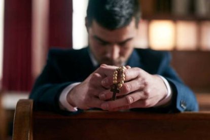 ¿Seré coherente e íntegro? ¿Expresaré con obras el amor a mi familia? ¿Tomaré como ejemplo a Cristo?: son solo algunas de las preguntas que deben ocupar el día de cada hombre.