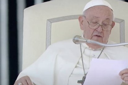 "Mongolia tiene una gran tradición budista, con muchas personas que en el silencio viven su religiosidad de forma sincera y radical, a través del altruismo y la lucha a las propias pasiones", dijo el Papa.