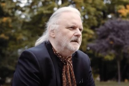 En la primavera de 2012, Fosse bebió sin parar durante dos meses seguidos, hasta que colapsó. En un correo electrónico escribió: "He tomado la decisión de dejar de beber".