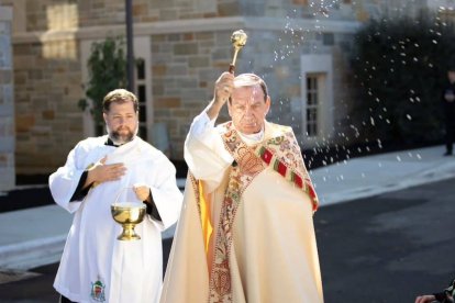 El arzobispo de Cincinnati, Dennis Schnurr, no vacila en enfrentarse a los poderes políticos que atacan, entre otros, el derecho a la vida.