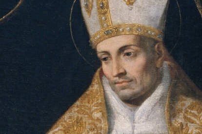 Tras estudiar en Alcalá de Henares, recibe las órdenes sacerdotales e ingresa en la orden agustina.