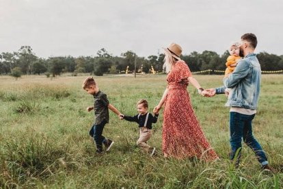 Una familia eficaz sabe lo que quiere y como dirigirse hacia ello - foto de Jessica Rockowitz en Unsplash