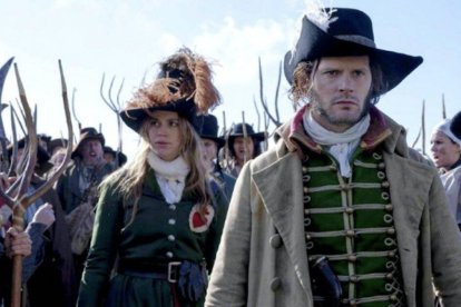 Aunque parece que la sociedad se viene abajo y que la Iglesia está en declive, la historia muestra que el catolicismo ha superado ya grandes crisis (fotograma de "Vencer o morir").