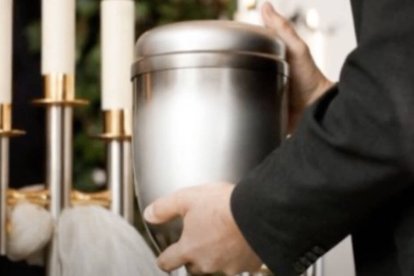 El Dicasterio explicó que la intervención y valoración de la autoridad eclesiástica no es sólo de carácter canónico, sino también pastoral, para ayudar a la familia a discernir qué opciones tomar.