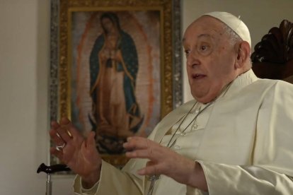 En la basílica papal ya está preparado el lugar. Se trata de una capilla en la nave izquierda, junto a la que acoge el icono de la Virgen (foto: entrevista por la Virgen de Guadalupe a N+).