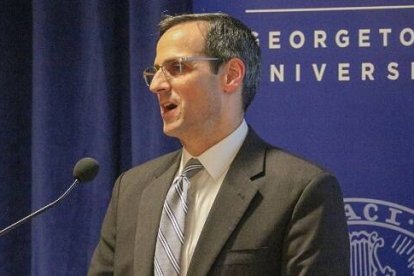 Lucas Koach era sacerdote anglicano, hoy es católico y activista ante foros internacionales