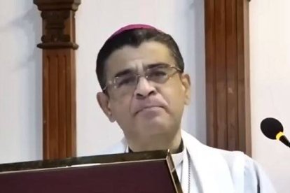 En enero de 2024, tras año y medio de prisión, el obispo de Matagalpa, Rolando Álvarez, fue desterrado a Roma por el régimen comunista nicaragüense.