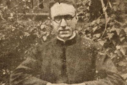 El jesuita Fernando Huidobro murió en el frente en 1937 mientras administraba los últimos sacramentos a un herido. Actualmente está en curso su proceso de beatificación.