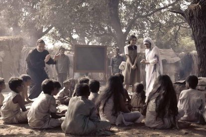 Una escena de 'El milagro de la Madre Teresa' (2022), película británica con guión y dirección de Kamal Musale.