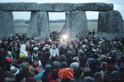 El monumento megalítico de Stonehenge, en el sur de Inglaterra: no solo un destino turístico, sino un lugar habitual de culto druídico. Foto: Dyana Wing So / Unsplash.