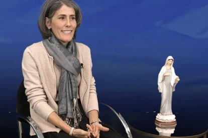 Raquel buscó llenar su vacío en lo que consideraba inocentes prácticas de la nueva era: pronto supo que solo en Dios podría hallas la paz.