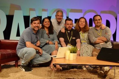 El equipo de Nunc Coepi posa en el Transforma 2023, en 2024 anuncian novedades