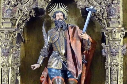 San Marcelo de León, legionario romano del siglo III y mártir, patrono de la ciudad, casado y padre de doce hijos. Un evangelizador de los primeros tiempos.