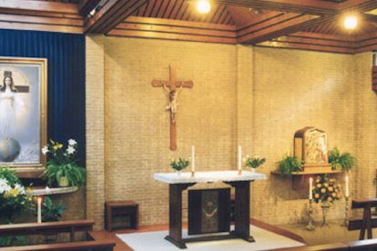 "El uso del título Señora de todos los Pueblos para María es teológicamente lícito"; pero, "el reconocimiento de este título no puede entenderse como un reconocimiento, ni siquiera implícito, de la sobrenaturalidad de ciertos fenómenos", dice el Vaticano.