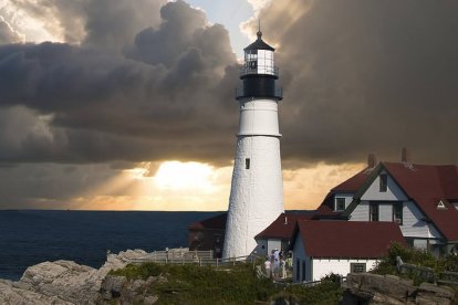 "Si no aceptamos el sentido metafísico de los seres difícilmente podremos compartir la verdad ya que faltará la libertad", afirma el autor del libro "Trascendencia y Libertad".