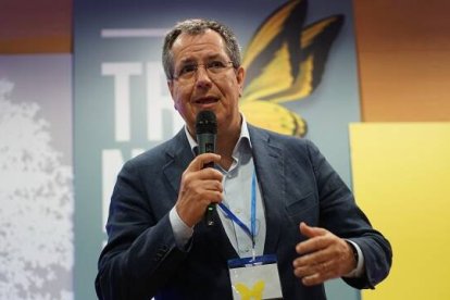 Álex Rosal, director de ReL, en Transforma 2024 animó a entrar en una Iglesia de seglares y clérigos que escuchan al Espíritu Santo, con un liderazgo distinto