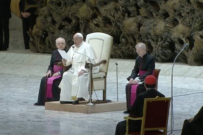 "Cristo y el Espíritu son inseparables, también en la economía de la salvación. El Espíritu Santo es la fuente siempre caudalosa de la esperanza cristiana", dijo el Papa.