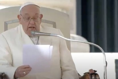 "Ella es la esposa, pero es, antes que eso, la discípula del Espíritu Santo", dijo el Papa sobre María.