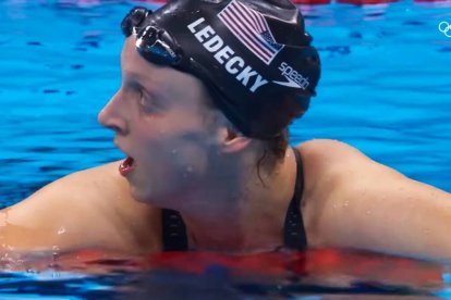 "[Ledecky] se ha convertido en una persona maravillosa gracias a sus maravillosos padres, su vida familiar y también al hecho de que se mantiene cerca de Dios", subraya Rosemaron Rynn, una de las directoras del colegio de la nadadora olímpica.